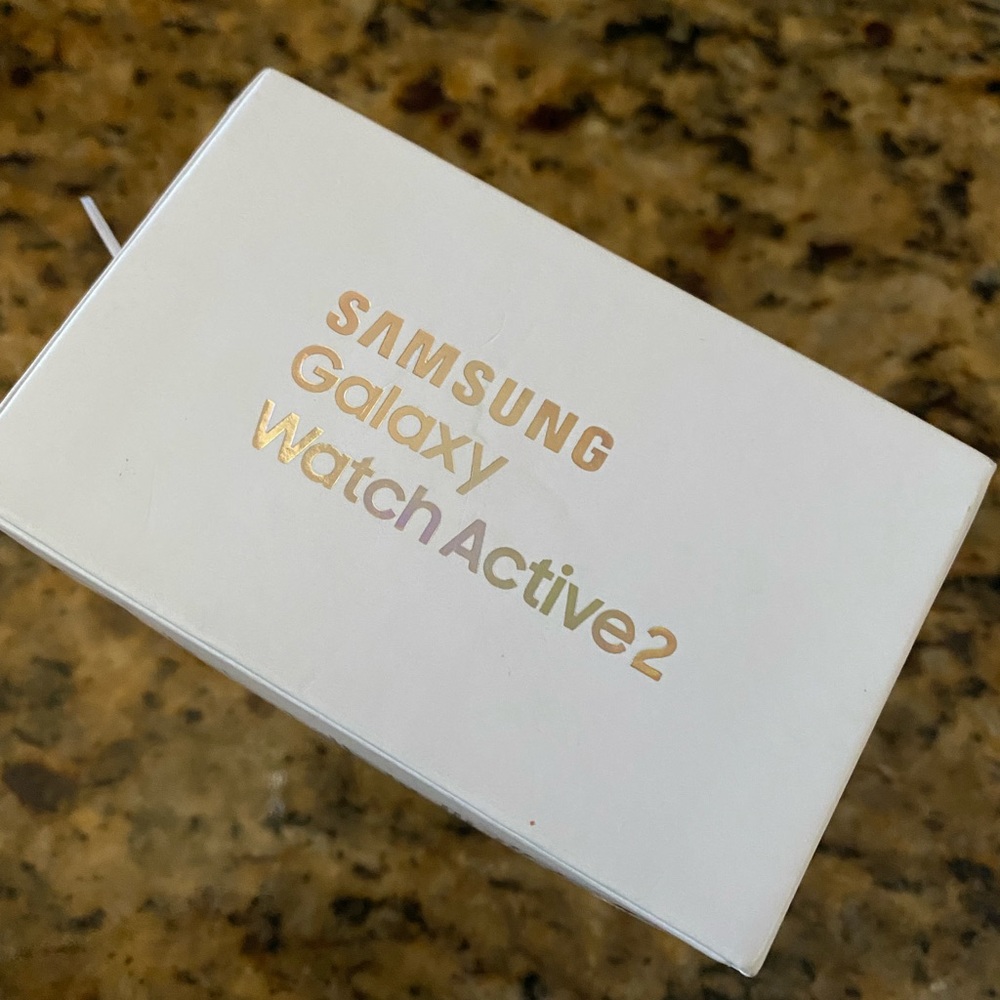 Samsung galaxy watch active2. Aluminum. 44 mm case strap size. New. Never opened - Picture 3 of 3